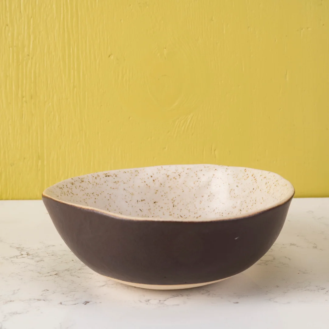 Hummus bowl tumbled texture – Umber with toasted cream