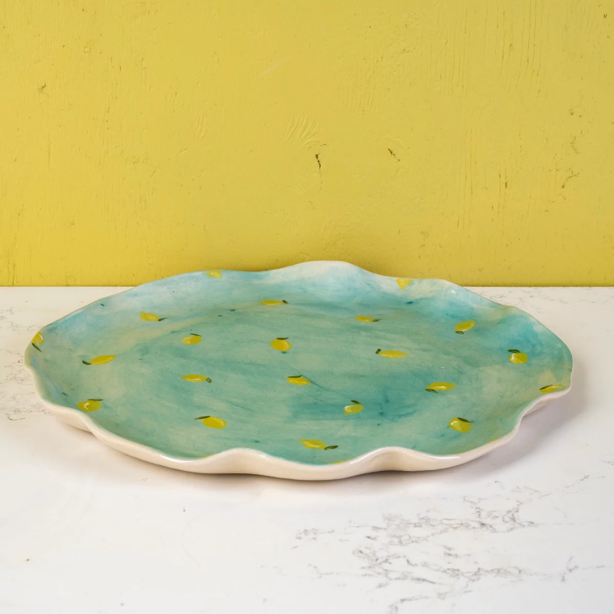 Flutter round plate – Tiny Lemons